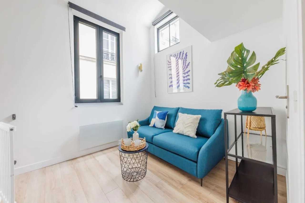Charming Apartment With Mezzanine Paris