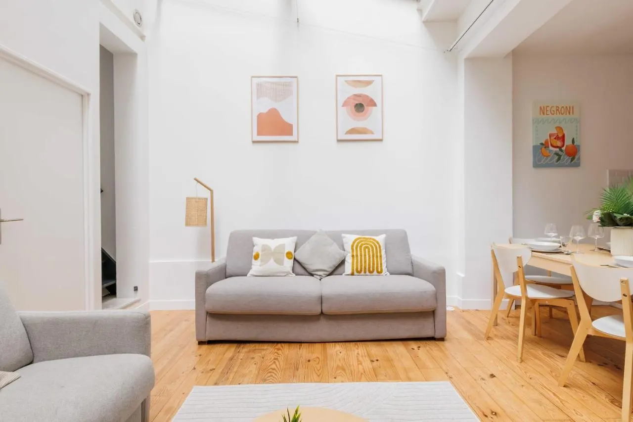 Charming Apartment With Mezzanine Paris